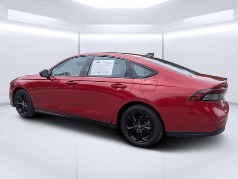 Used 2025 Honda Accord SE image 5