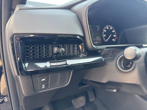 Used 2024 Honda CR-V Sport Touring image 15