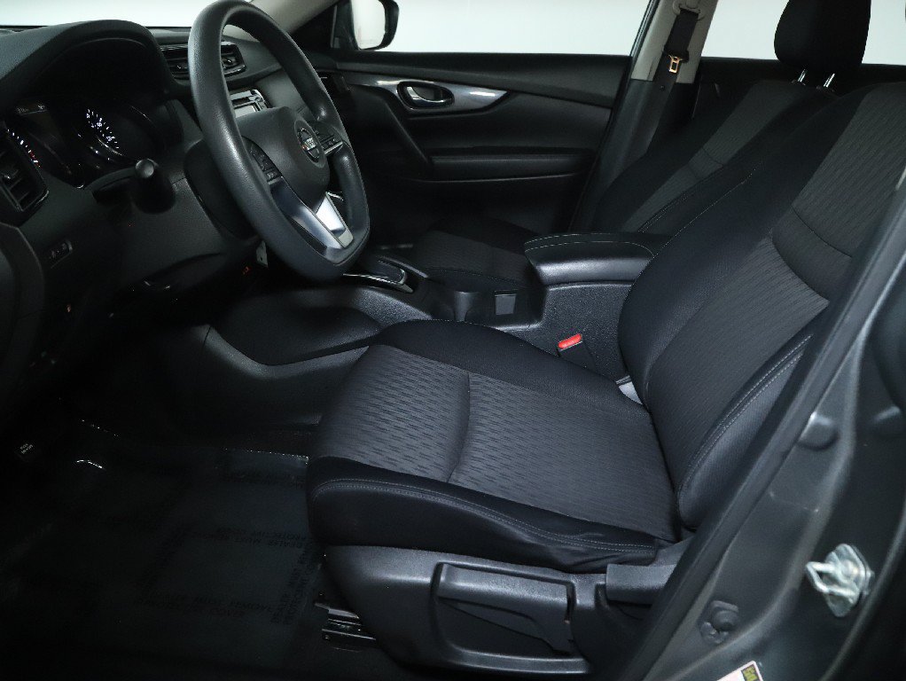 Used 2018 Nissan Rogue S AWD/4WD image 19