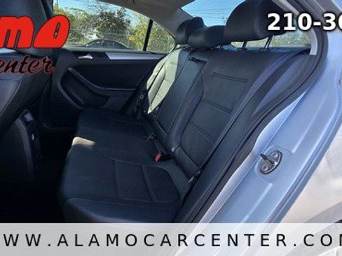 Used 2012 Volkswagen Jetta SEL image 30