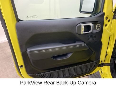 Used 2023 Jeep Wrangler Unlimited Sahara w/ Cold Weather Group image 33