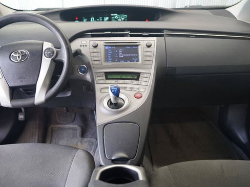 Used 2014 Toyota Prius Three w/ Solar Roof Package FWD image 12