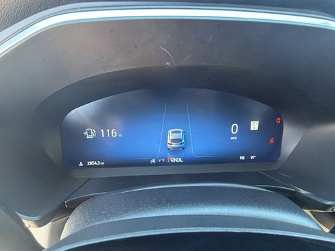 Used 2023 Ford Escape Platinum w/ Class II Trailer Tow Package image 9