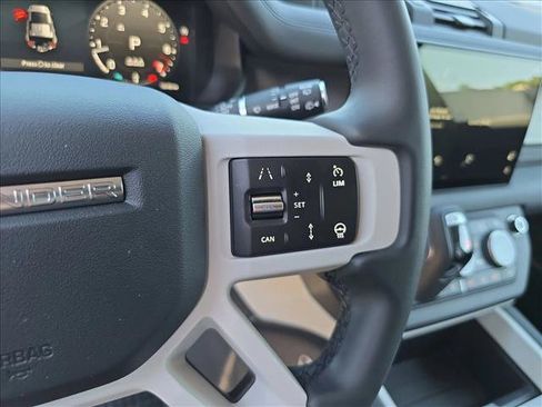 Used 2025 Land Rover Defender 110 S AWD/4WD image 19