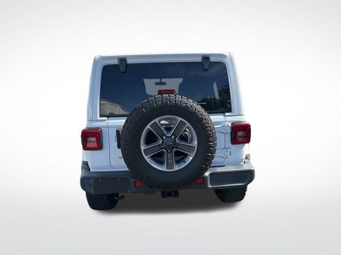 Used 2019 Jeep Wrangler Unlimited Sahara w/ Safety Group image 7