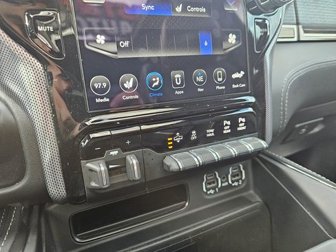 Used 2021 RAM 1500 Limited w/ Night Edition image 25