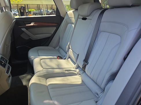 Used 2021 Audi Q5 2.0T Premium Plus AWD/4WD image 19
