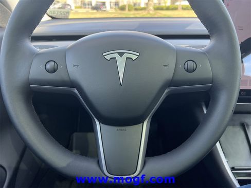 Used 2020 Tesla Model 3 Long Range image 11