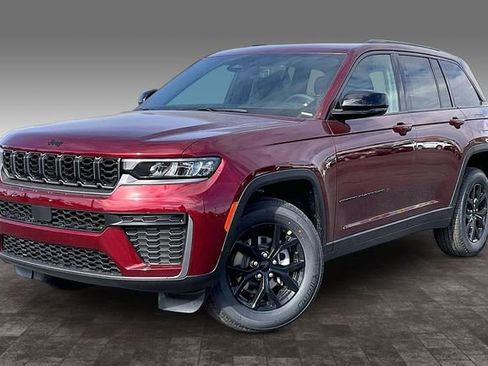 New 2026 Jeep Grand Cherokee Laredo image 1
