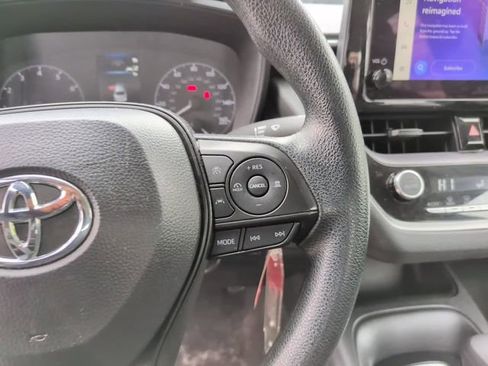 Used 2024 Toyota Corolla LE FWD image 16