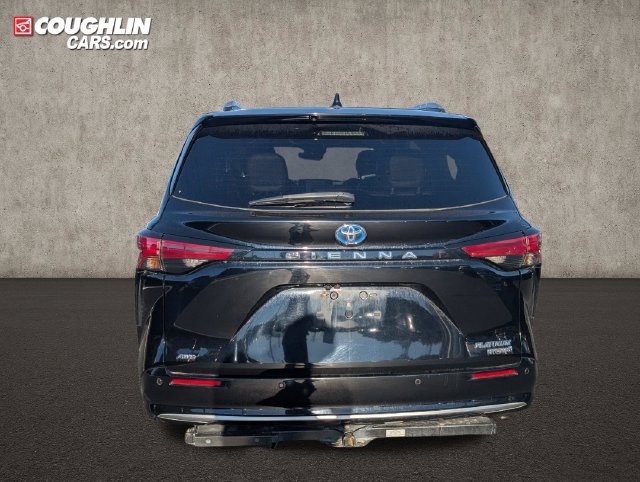Used 2023 Toyota Sienna Platinum AWD/4WD image 6