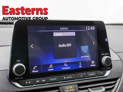 Used 2021 Nissan Altima 2.5 SV w/ SV Premium Package image 19