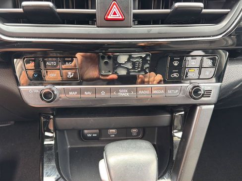 Used 2024 Kia Seltos S FWD image 18