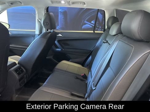 Used 2020 Volkswagen Tiguan SEL image 14
