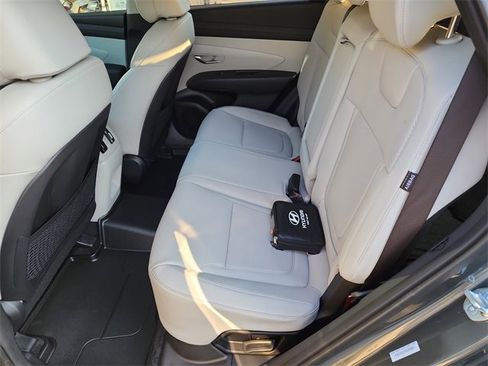 New 2025 Hyundai Tucson SEL image 12