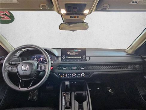 Used 2025 Honda Accord SE image 14