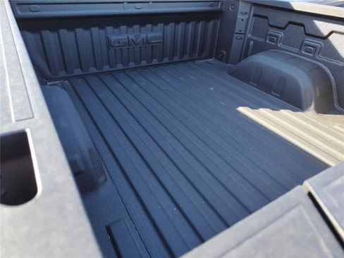 Used 2026 GMC Sierra 1500 AT4X image 7