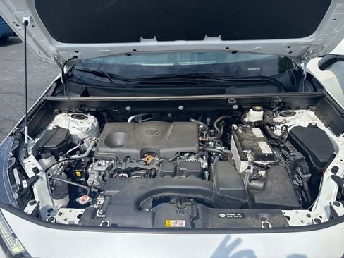 Used 2025 Toyota RAV4 Limited FWD image 7