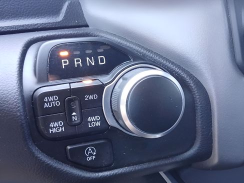 Used 2023 RAM 1500 Big Horn AWD/4WD image 13