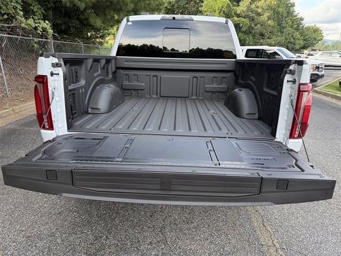 Used 2025 Ford F150 Raptor image 18