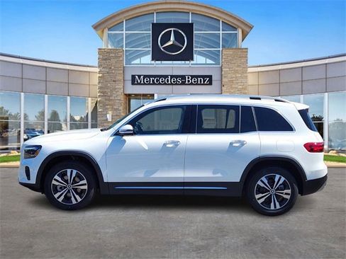 Certified 2025 Mercedes-Benz GLB 250 4MATIC image 2