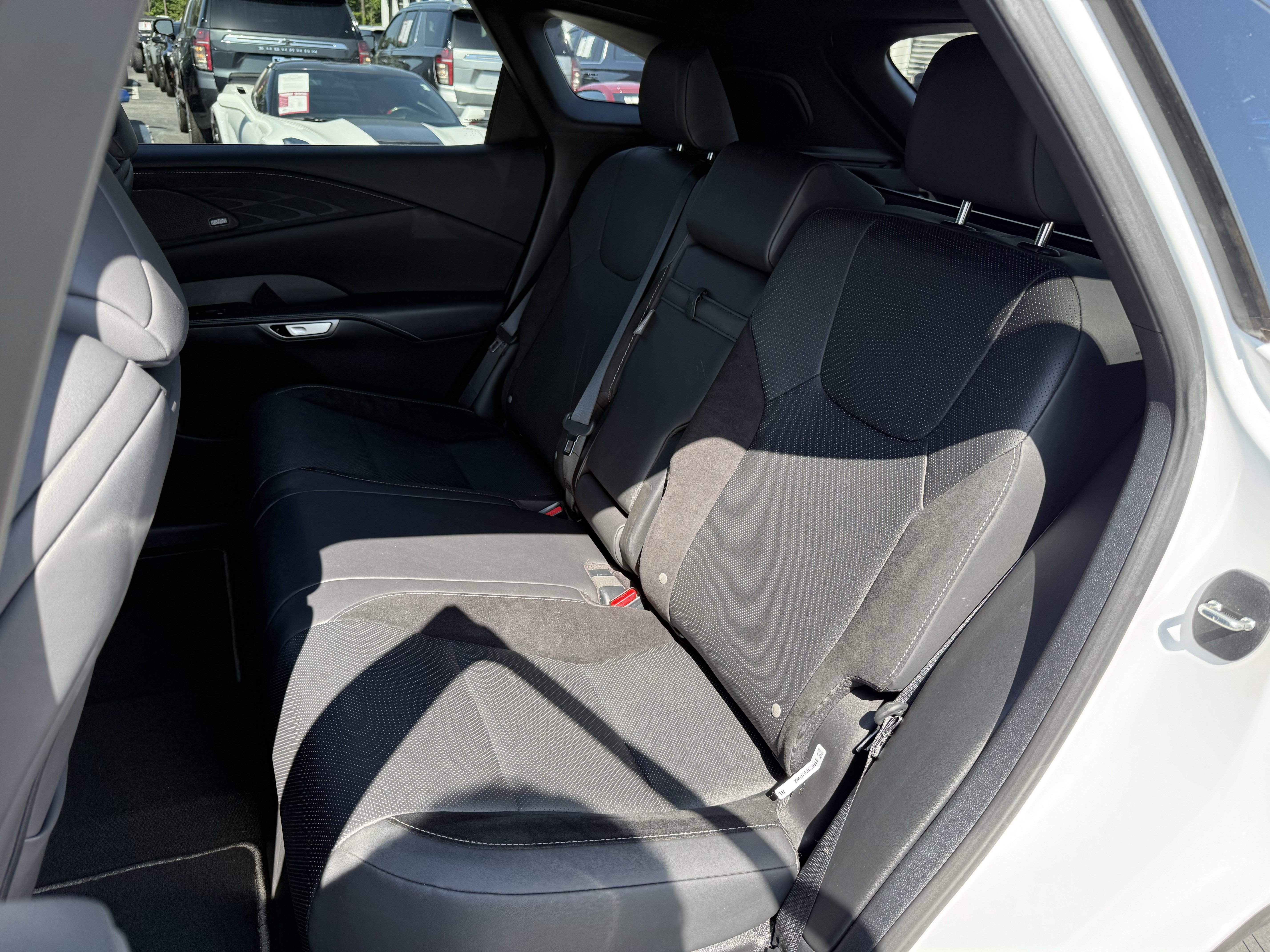 Used 2024 Lexus RX 500h F Sport w/ Convenience Package AWD/4WD image 33