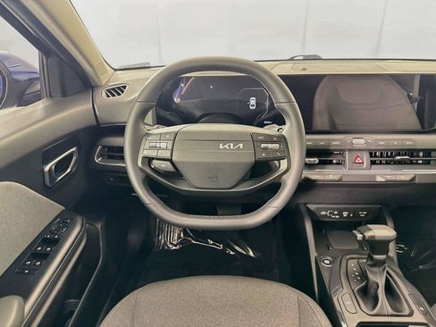 Used 2025 Kia K4 EX FWD image 30