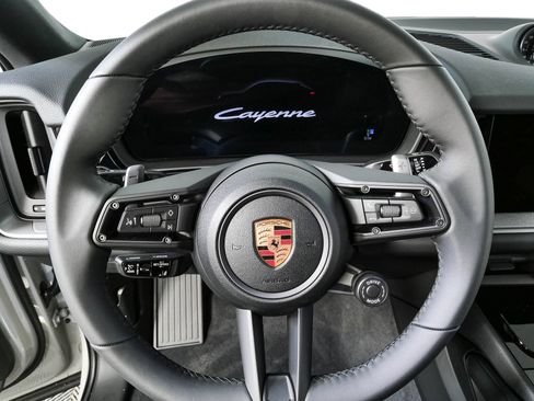 New 2026 Porsche Cayenne Coupe AWD/4WD image 9