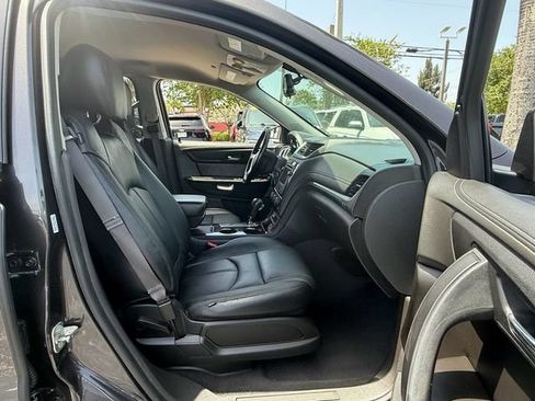 Used 2015 Chevrolet Traverse LT FWD image 17