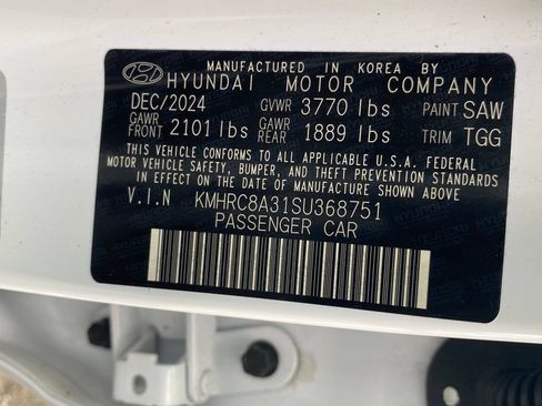 Used 2025 Hyundai Venue SEL FWD image 19