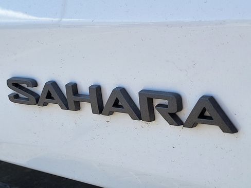 New 2026 Jeep Gladiator Sport AWD/4WD image 13