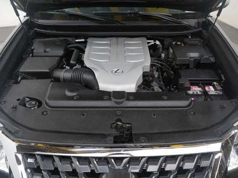 Used 2019 Lexus GX 460 image 30