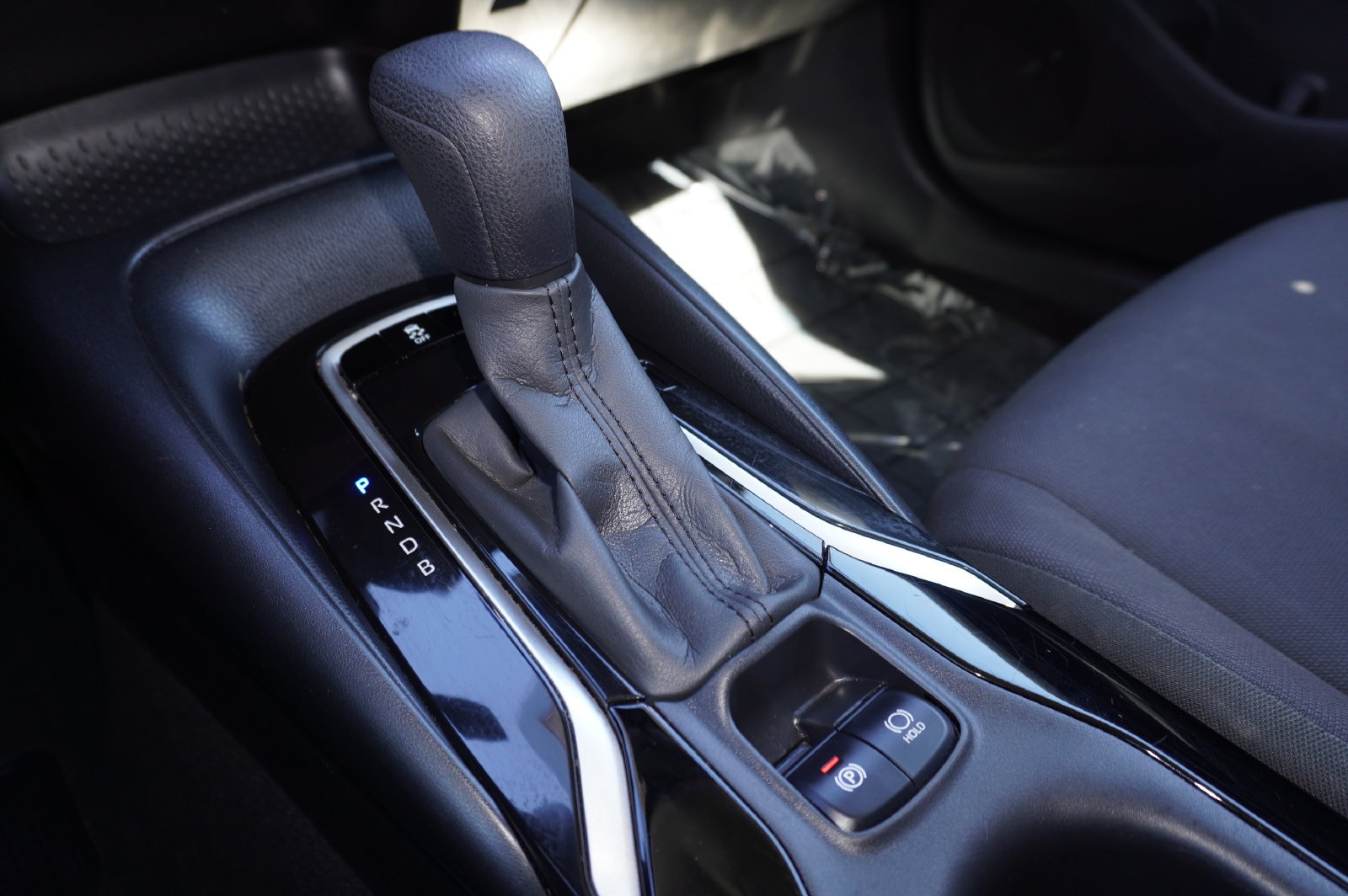 Certified 2022 Toyota Corolla LE FWD image 17