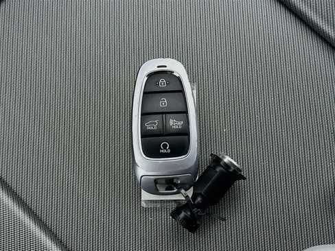 Used 2024 Hyundai Palisade SEL FWD image 26