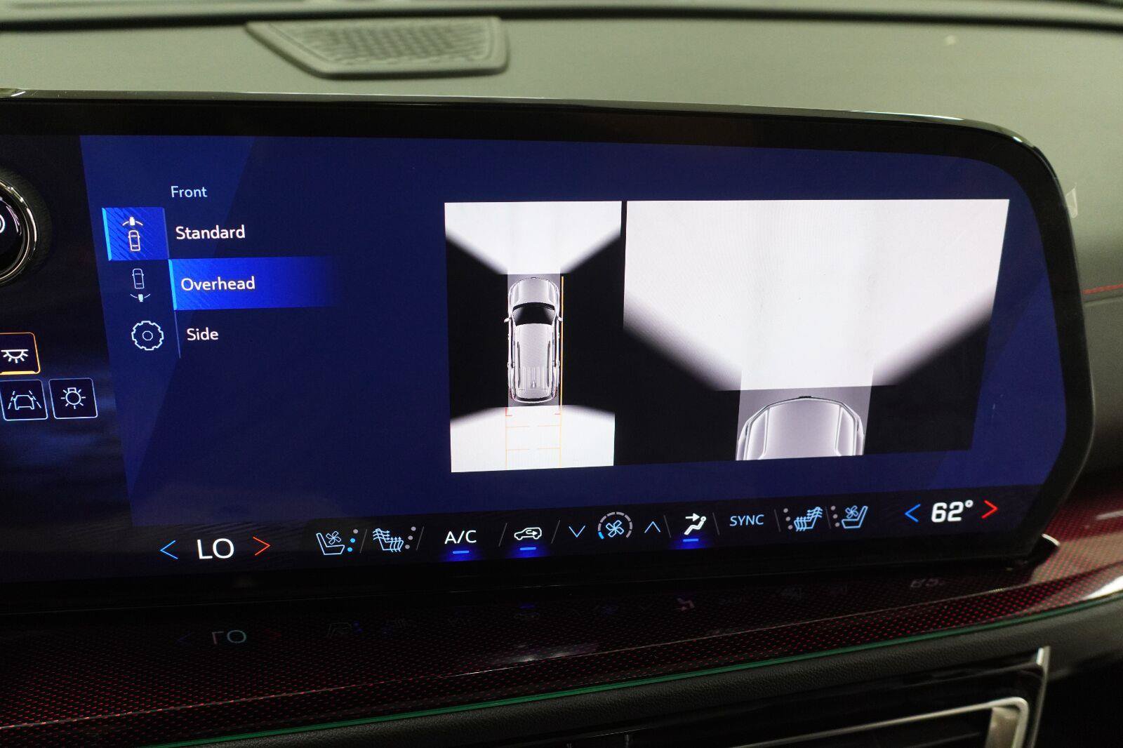 Used 2025 Chevrolet Traverse RS w/ LPO, Floor Liner Package FWD image 22