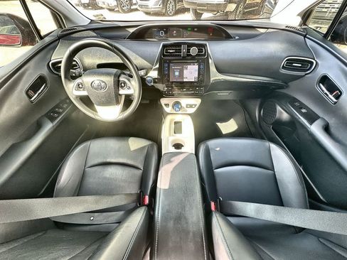 Used 2017 Toyota Prius Three Touring image 20
