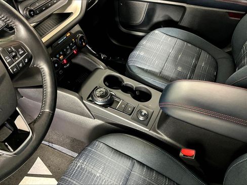 Used 2023 Ford Bronco Sport Heritage w/ Heritage Convenience Package AWD/4WD image 18