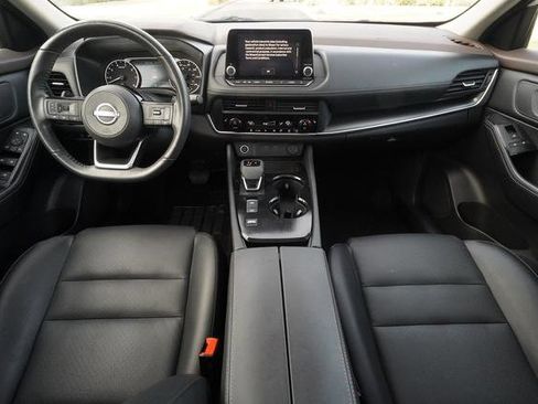 Used 2023 Nissan Rogue SV w/ SV Premium B Package image 14