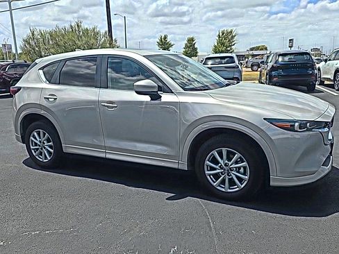 Used 2025 MAZDA CX-5 AWD 2.5 S w/ Preferred Package image 3