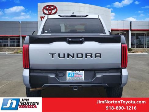 Used 2022 Toyota Tundra SR5 RWD image 6