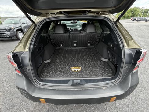 Used 2025 Subaru Outback Wilderness AWD/4WD image 8