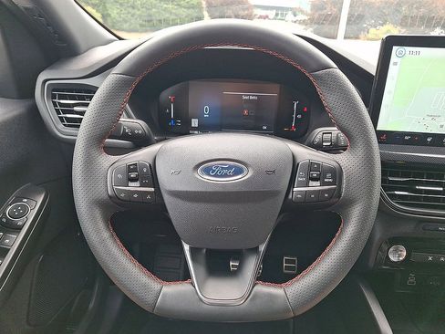 Certified 2024 Ford Escape ST-Line w/ Tech Pack #1 AWD/4WD image 16