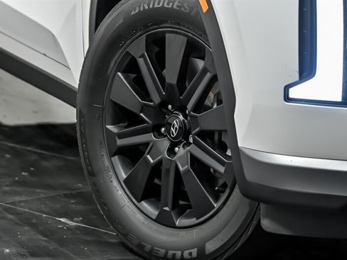 Used 2023 Hyundai Palisade SEL AWD/4WD image 3