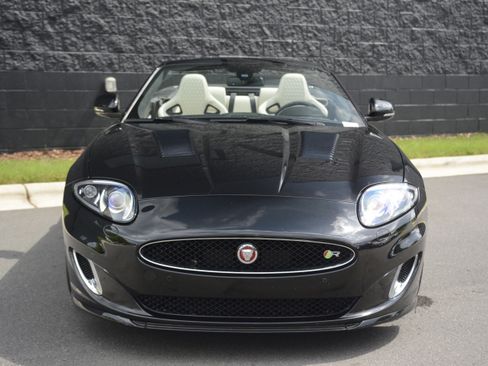 Used 2015 Jaguar XKR R RWD image 42