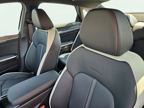 New 2025 Kia K5 GT-Line image 18