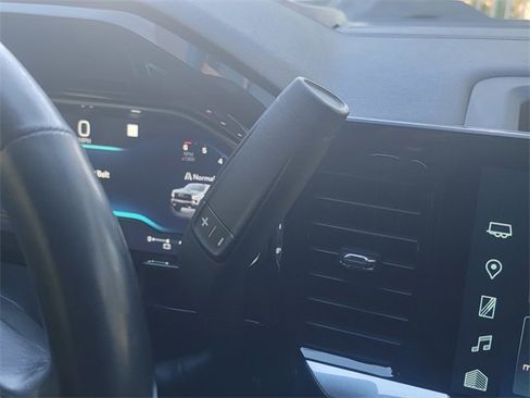 Used 2022 Chevrolet Silverado 1500 LT Trail Boss w/ Protection Package image 28