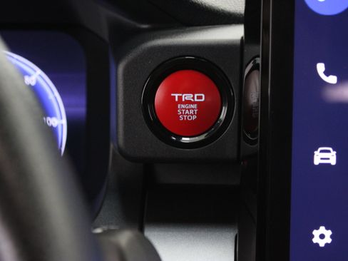 Used 2025 Toyota 4Runner TRD Sport Premium AWD/4WD image 18