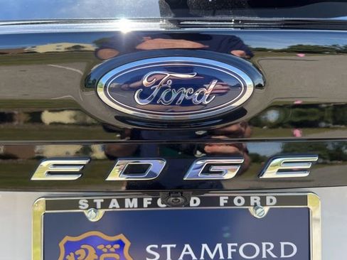Used 2022 Ford Edge Titanium image 37