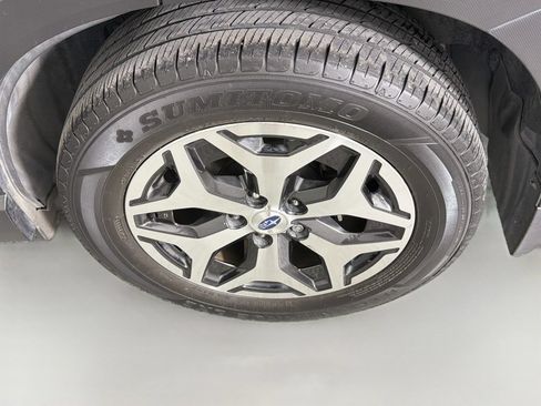 Used 2021 Subaru Forester Premium AWD/4WD image 29