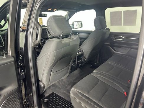 Used 2019 RAM 1500 Big Horn AWD/4WD image 14